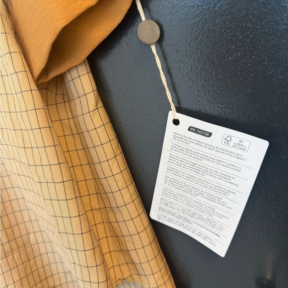 ALYSI NWT size 42 (6 US see measur) Women's Checkered Blouse with lovely buttons - Picture 6 of 15